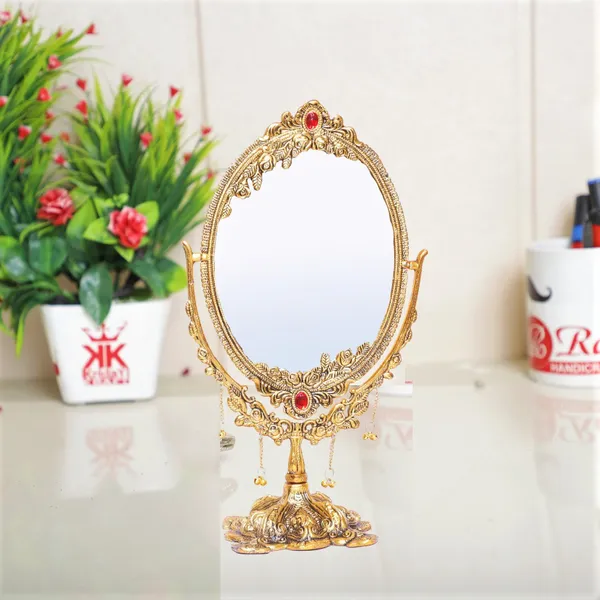 Beautifully_Carved_Ovel_Shape_Gold_Plating_Metal_Hand_Mirror_For_Makeup