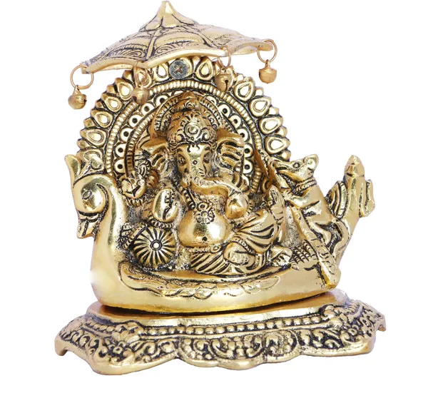 Metal_Ganesh_Statue_Sitting_On_Boat