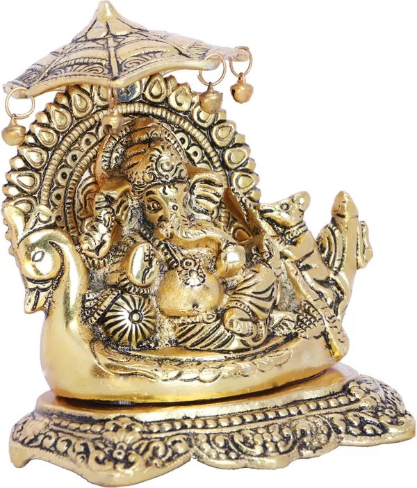 Metal_Ganesh_Statue_Sitting_On_Boat