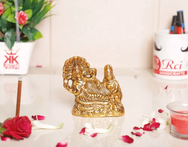 Gold_Plated_Laxmi_Narayan_Metal_Statue