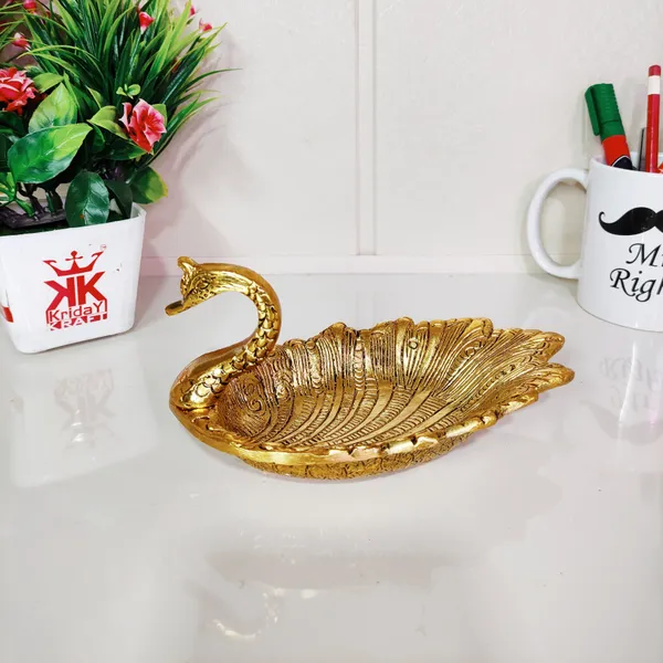 Metal_Duck_Tray_For_Serve_Dry_Fruit_Refreshments