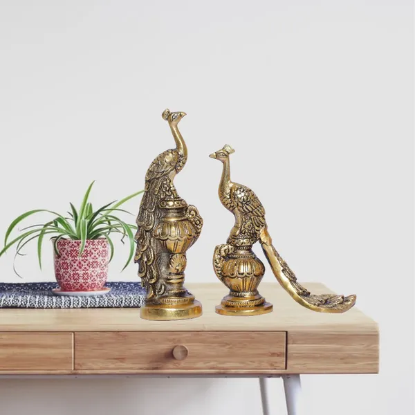 Peacock_Metal_Statue_Decorative_Showpiece