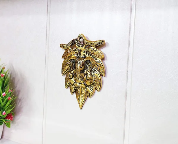 Metal_Handicraft_Peepal_Patta_Ganesha_For_Wall_Hanging_Rooms