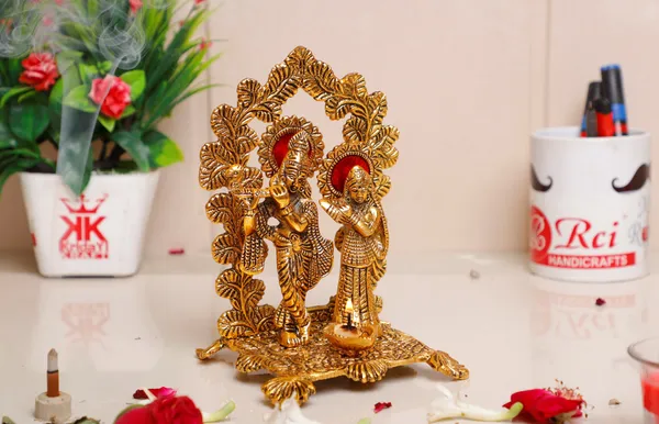 Radha_Krishna_Standing_Playing_Flute_Metal_Statue_Gold_Antique_Finish_For_Pooja_Home