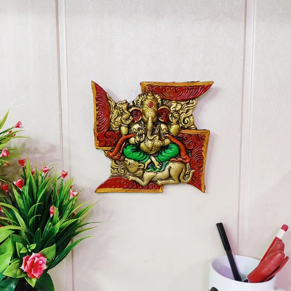 Wall_Hanging_Swastik_Ganesha_Ji_Looks_Very_Beautiful_Decorative_For_Wall_Gift_As_Wedding_Gifts