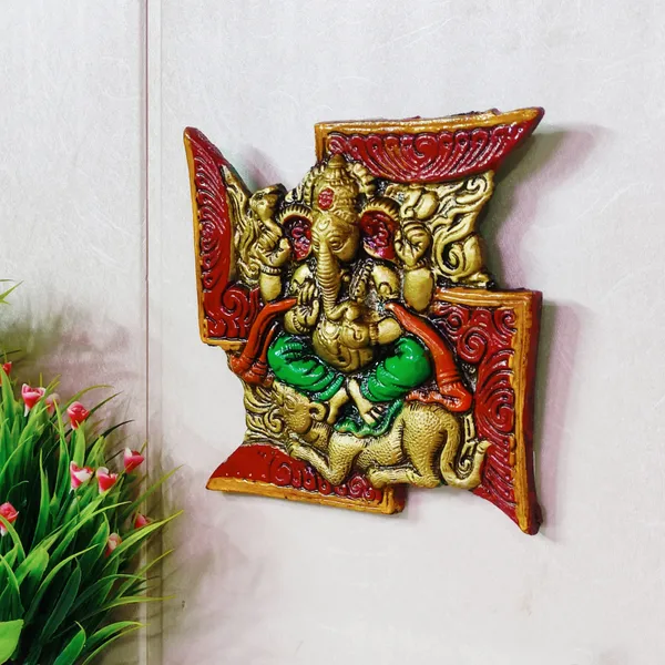 Wall_Hanging_Swastik_Ganesha_Ji_Looks_Very_Beautiful_Decorative_For_Wall_Gift_As_Wedding_Gifts