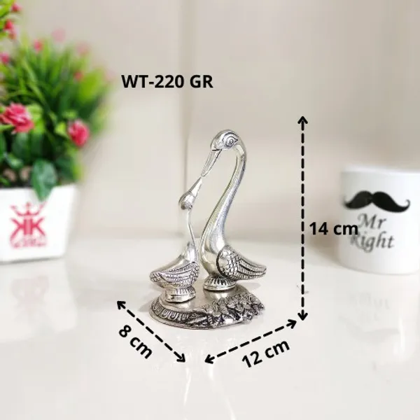 Metal_Love_Birds_Swan_Set_Pair_Of_Kissing_Duck
