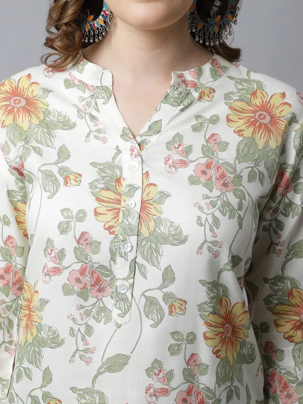 Green_Viscose_Floral_Printed_Straight_Kurta