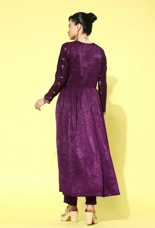 Wine_Floral_Yoke_Design_Pleated_Sequinned_Velvet_Kurta_With_Trousers