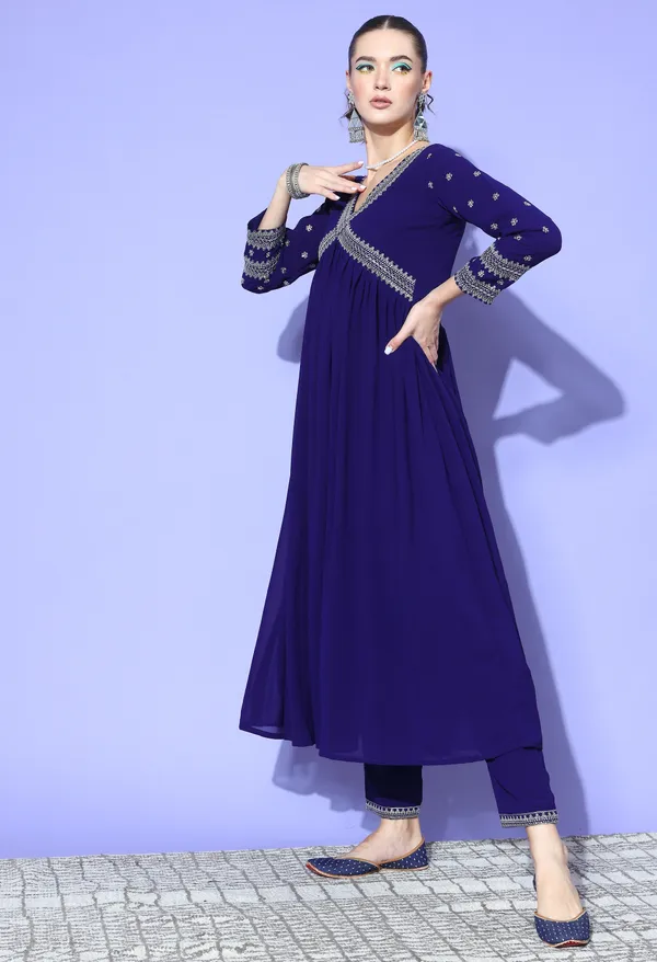 Blue_Ethnic_Motifs_Embroidered_Sequinned_Kurta_With_Trousers_Dupatta
