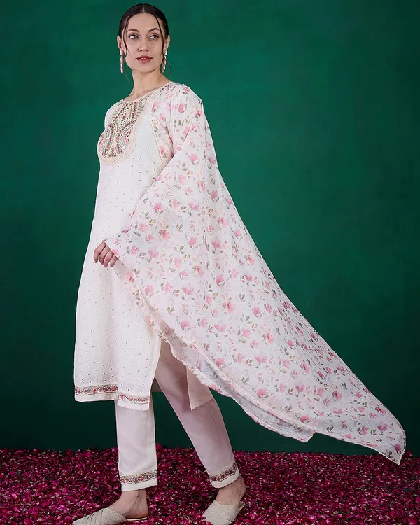 Off_White_Pure_Cotton_Sequence_Mirror_Worked_Embroidered_Kurta_With_Pant_And_Dupatta