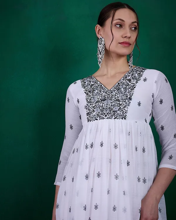White_Milky_Georgette_Zari_Sequence_Embroidery_With_Print_Kurta_With_Pant
