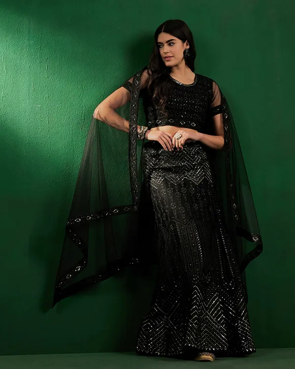 Black_Color_Net_Sequins_&_Embroidered_Work_Semi_Stitched_Lehenga_With_Unstitched_Blouse_&_Dupatta