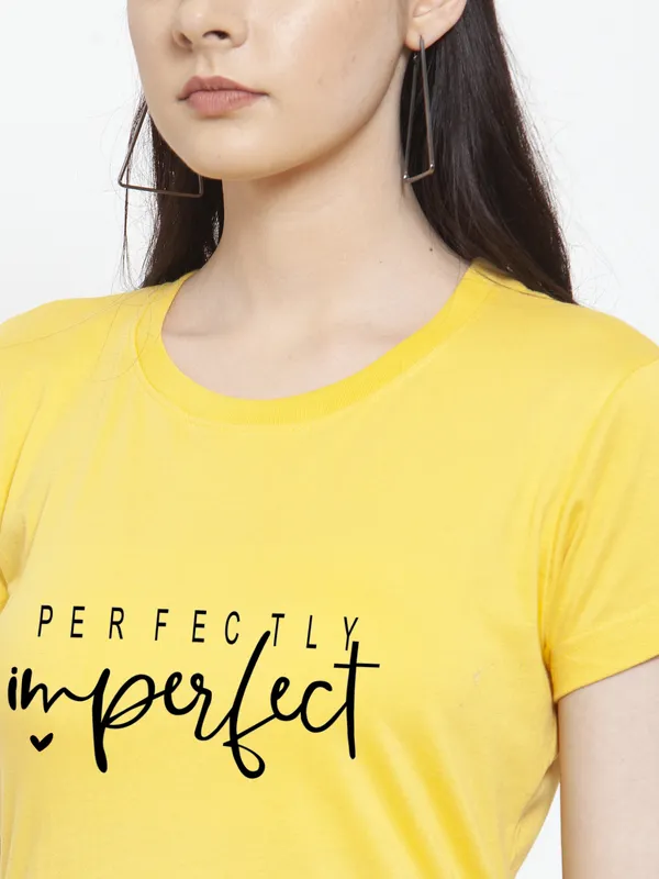 Pack_of_2_Yellow_&_Navy_Blue_Cotton_Round_Neck_Raglan_Sleeves_Printed_T-Shirt_For_Women