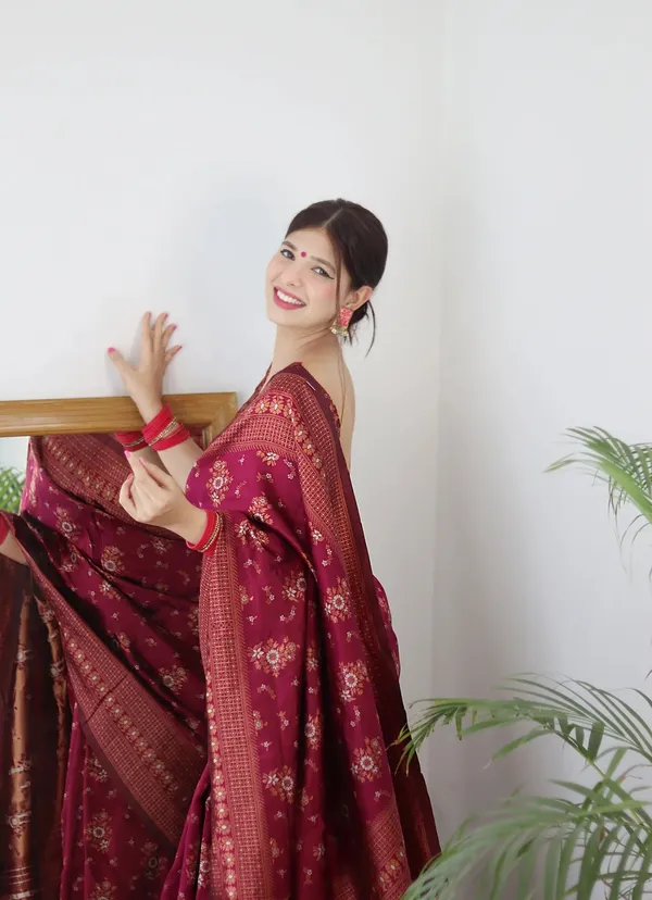 Maroon_Pure_Kanjivaram_Silk_Saree_With_Brocade_Blouse_For_Women