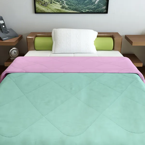 Solid_Single_Comforter_for_AC_Room_(Polyester,_Pink_and_Sea_Green)