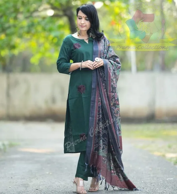 Bottle_Green_Khadi_Cotton_Kurta_With_Pant_&_Khadi_Silk_Kantha_Print_Dupatta