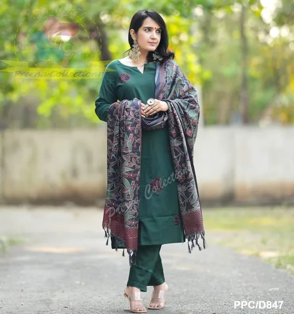 Bottle_Green_Khadi_Cotton_Kurta_With_Pant_&_Khadi_Silk_Kantha_Print_Dupatta