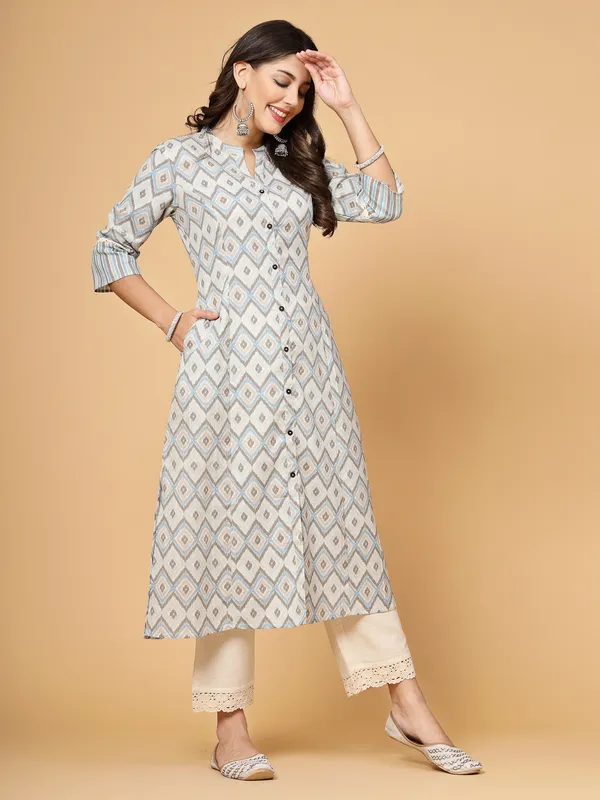 Sky_Blue_Cotton_Floral_Print_A-line_Kurta