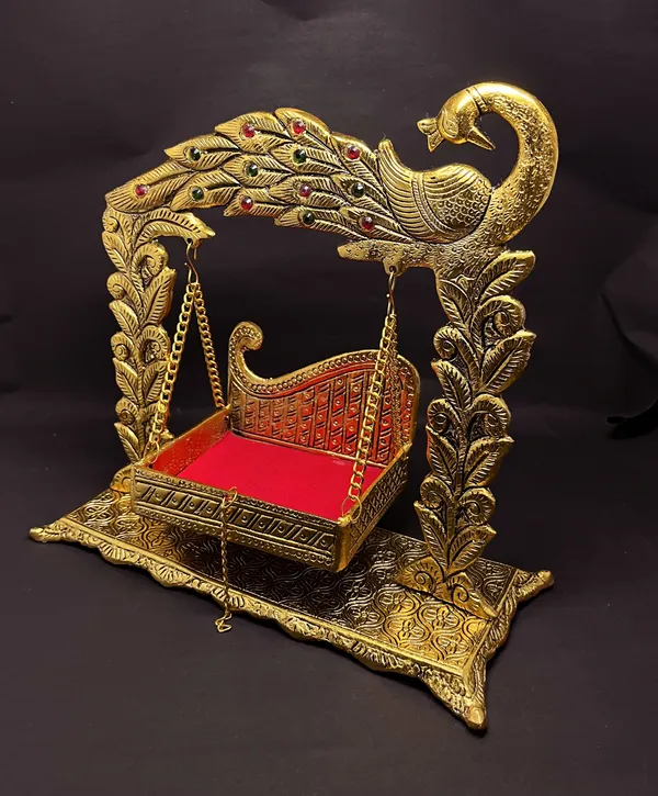 Metal_Laddu_Gopal_Jhulla_for_Janmastmi_Festive_Gold_Plated_Decor_Your_Home,_Temple_Office,Gift_Article
