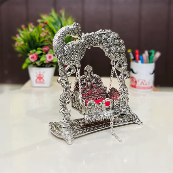 Metal_Laddu_Gopal_Jhulla_for_Janmastmi_Festive_Silver_Plated_Polish_Decorative_Metal_Palna_for_Krishna_ji,_Temple_Office,Gift_Article
