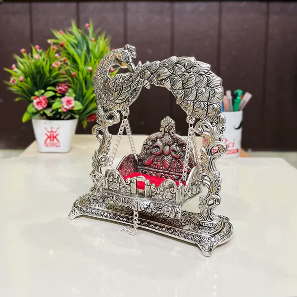 Metal_Laddu_Gopal_Jhulla_for_Janmastmi_Festive_Silver_Plated_Polish_Decorative_Metal_Palna_for_Krishna_ji,_Temple_Office,Gift_Article
