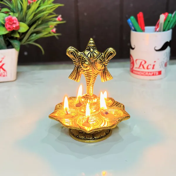 Metal_Tirupati_Balaji_Panch_Mukhi_Diya_with_Shanku_Stand_Gold_Plated_for_Home_and_Office_Pooja_Room_Decoration_5_batti_Diya