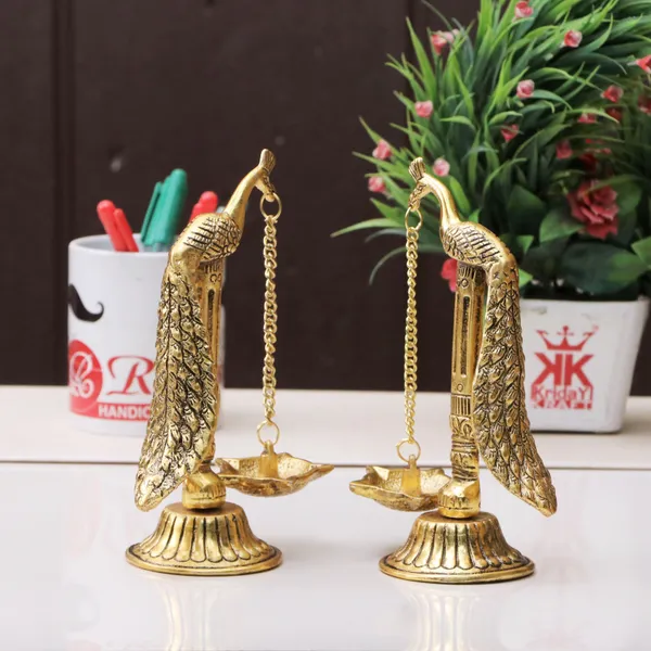 Parrot_Design_Metal_Hanging_with_Chain_Diya_Pair_of_Parrot_Design_Bird_Diya_Deepak_Oil_Lamp_Metal_Gold_Finish_Hanging_Diya_Pair_Puja_Gift_Item_Antique_,_Standard,Pack_of_2