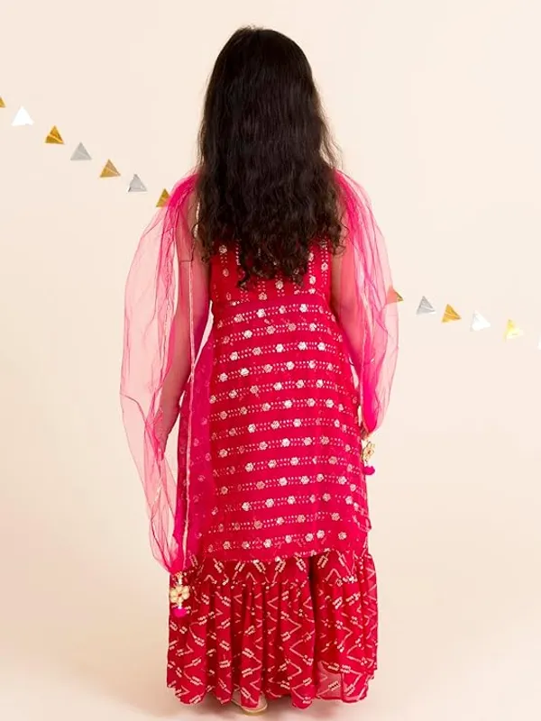 Girls_Magenta_&_Gold-Toned_Embellished_Sequinned_Ready_to_Wear_Lehenga_Choli