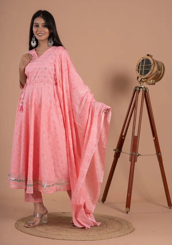 Pink_Cotton_60*60_Three_Fourth_Sleeves_Printed_Kurti_Pant_Dupatta_Set_For_Women