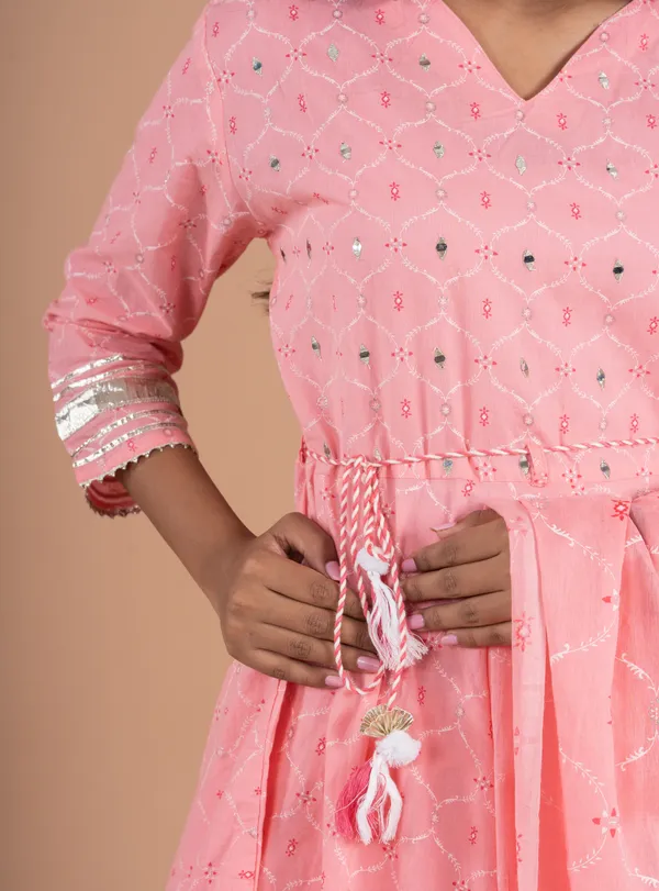 Pink_Cotton_60*60_Three_Fourth_Sleeves_Printed_Kurti_Pant_Dupatta_Set_For_Women