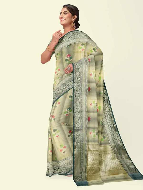 Grey_Matka_Silk/Silk_Blend_Banarasi_Sarees_For_Women