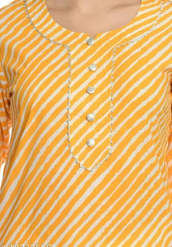 Mustard_Cotton_Lehriya_Print_Regular_Wear_Kurti