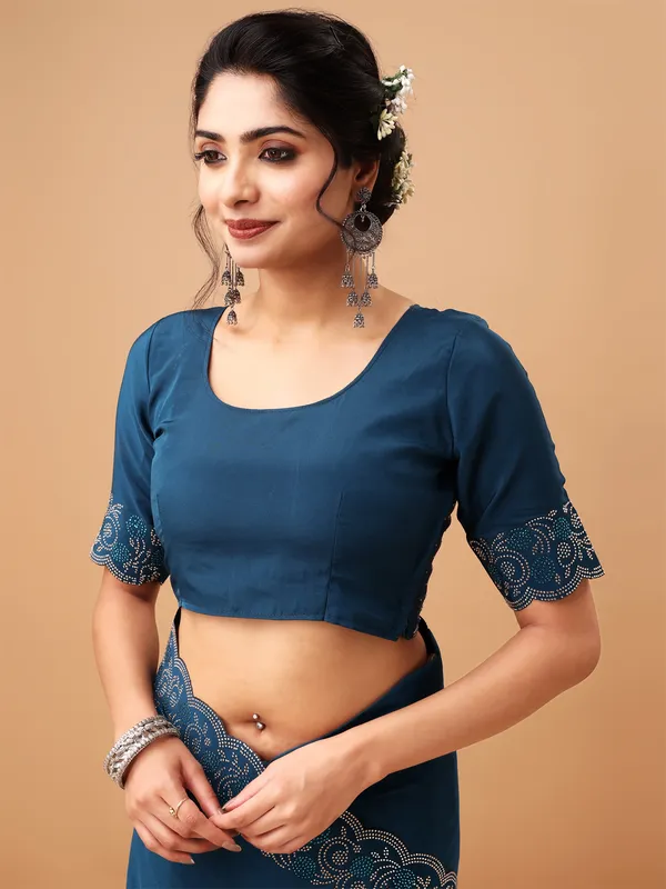 Air_Force_Blue_Metallic_Silk_Saree_With_Unstitched_Blouse_For_Women