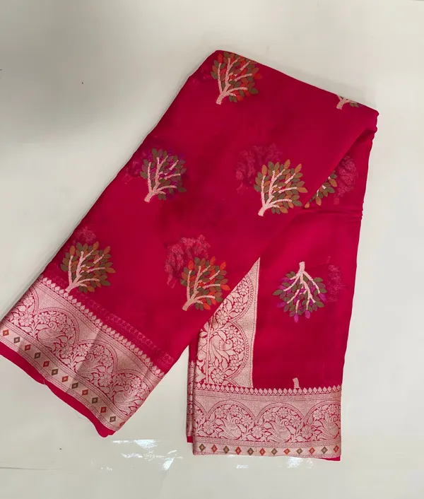 Humairah_Presents_Pure_Handloom_Pink_Chiffon_Resham_Floral_Mina_Zari_Booti_with_Banarasi_Zari_Border_and_Pink_Blouse