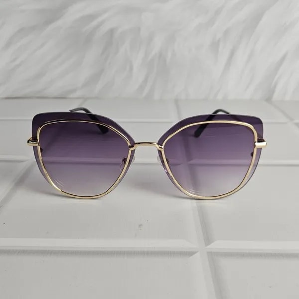 Multicolour_Plastic_Frame_And_Polycarbonate_Lens_Casual_Sunglasses_For_Women_(Buy_1_Get_1_Free)