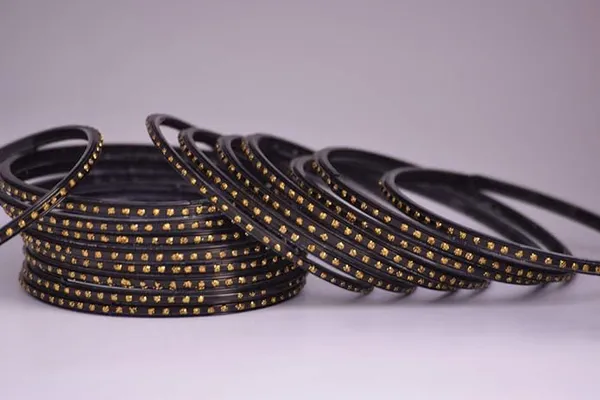 Pack_of_24_-_Beautiful_Elegant_Golden_Dot_Black_Glass_Bangles_Chudi_Set_for_Women_Girls_Wedding_Festive_Jewellery