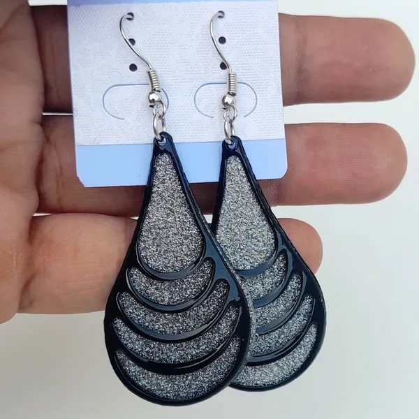 Earrings_for_Women_and_Girls_Black_Colour_Crystal_Design_Pattern