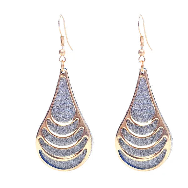 Gold_Colour_Metal_Earrings_for_Women_and_Girls_Crystal_Design_Pattern