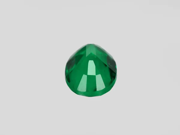 7.25_Ratti_Green_Columbian_Emerald_(Panna)_Natural_Loose_Gemstone