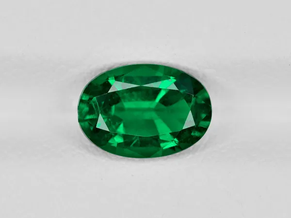7.25_Ratti_Green_Columbian_Emerald_(Panna)_Natural_Loose_Gemstone