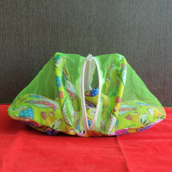 Laddu_Gopal_Mosquito_Kit_Machardani_For_3_To_4_No_Laddu_Gopal_Poshak_|_Laddu_Gopal_Dress_(_PACK_OF_2_)