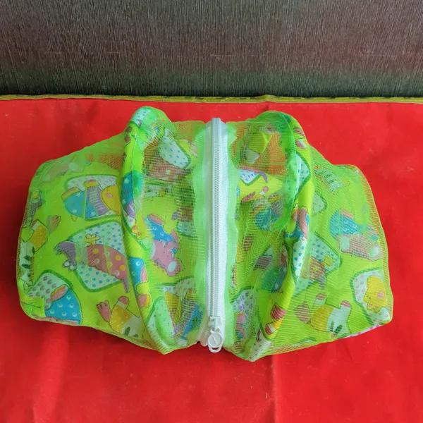 Laddu_Gopal_Mosquito_Kit_Machardani_For_3_To_4_No_Laddu_Gopal_Poshak_|_Laddu_Gopal_Dress_(_PACK_OF_2_)