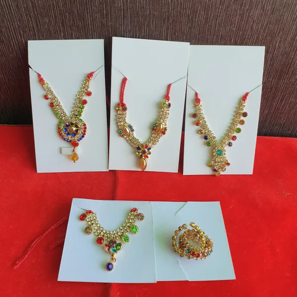Laddu_Gopal_Ornaments_|_Jewellery_|_kangan_|_Kanha_Ji_Jewellery_Set_|_Thakur_Ji_Traditional_gift_set_|_Bal_Gopal_Shringar_(_Pack_Of_5_)