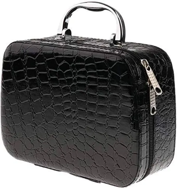 Latest_Stylish_Makeup_Box_For_Women__Toiletry_Storage_Pouch___Jewellery_Organizer_Of_Pu_Leather