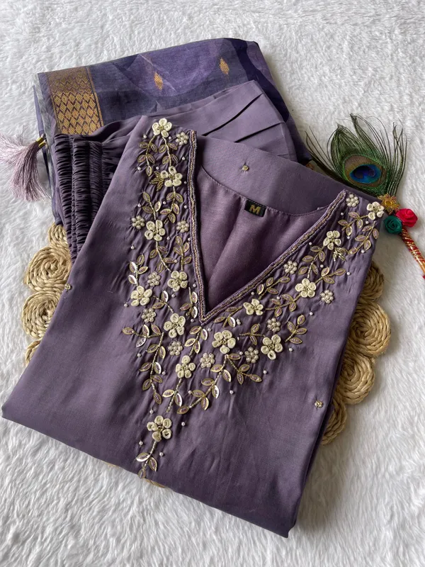 Light_Lavender_Launching_New_Designers_Kurti_Pent_Dupatta_Set