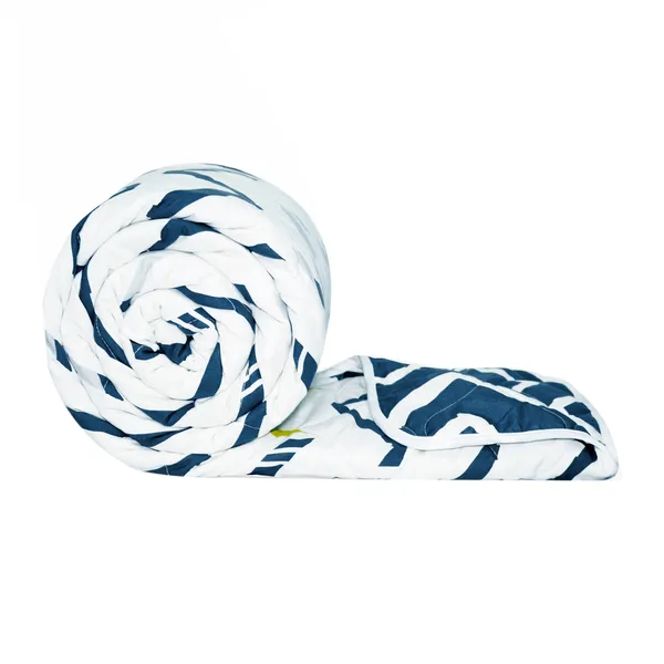 Abstract_Single_Comforter_for_Mild_Winter_(Polyester,_Dark_Blue_&_White)
