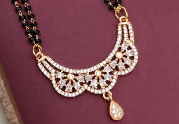 Golden_Brass_Mangalsutra_For_Women