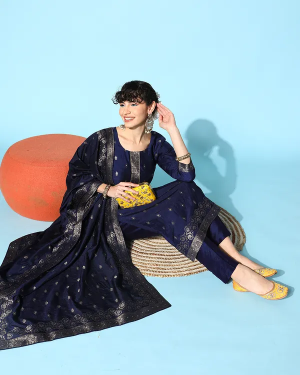 Blue_Jacquard_Zari_Weaving_Kurta_Pant_Set_With_Dupatta