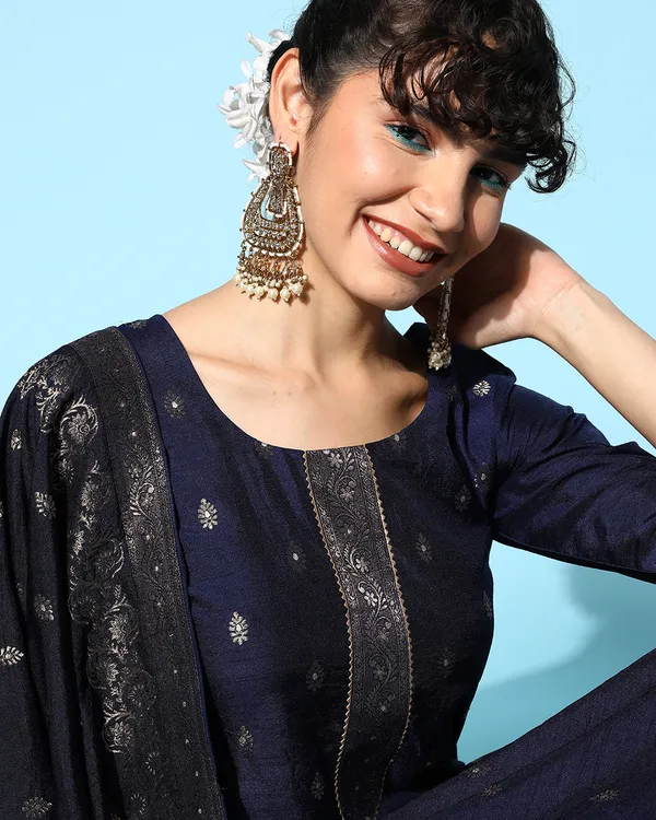 Blue_Jacquard_Zari_Weaving_Kurta_Pant_Set_With_Dupatta